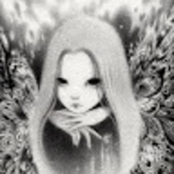 Meet your Posher, Erika - Picture 1 of 1